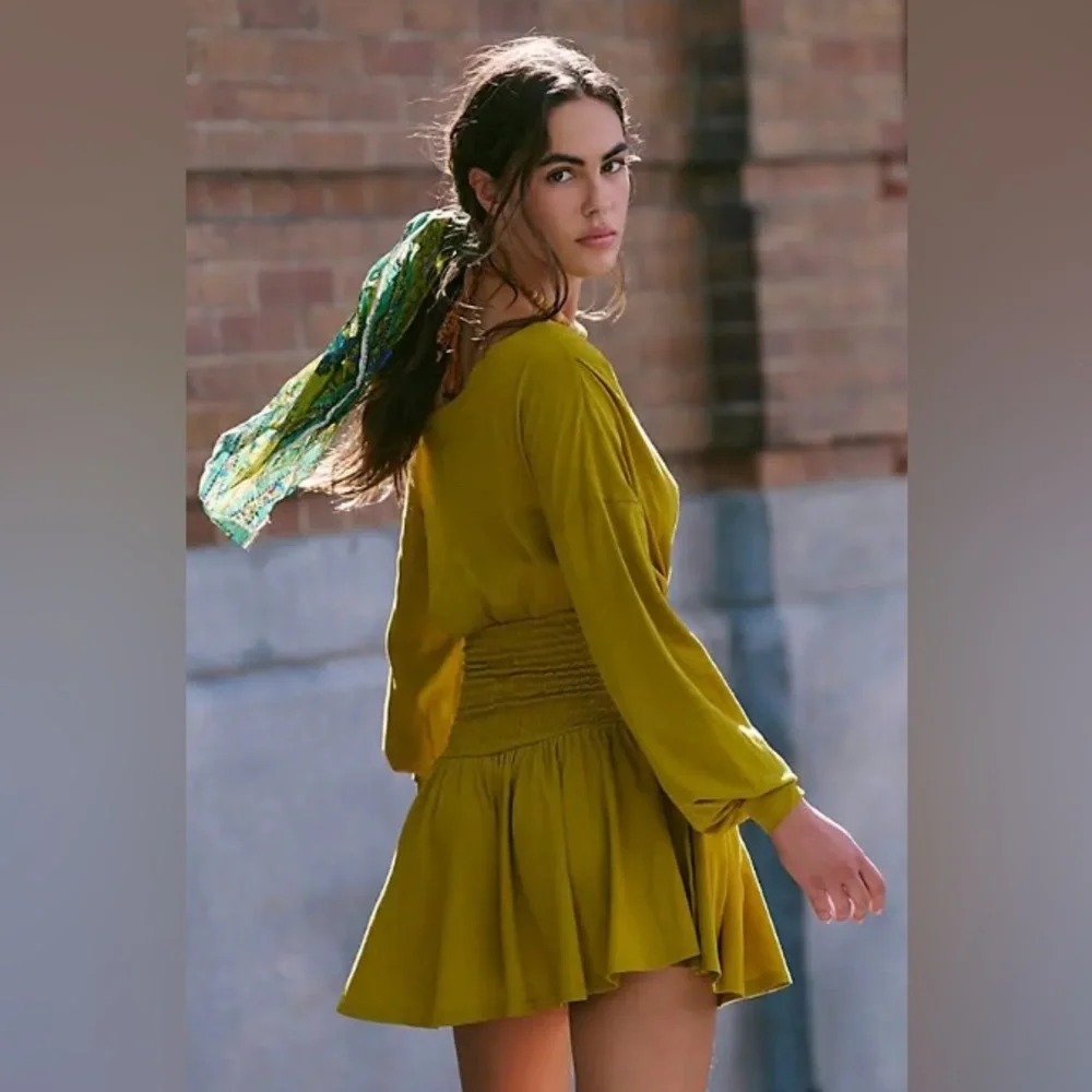 Free People Long-Sleeve Mini Dress/Mustard/Off-Shoulder (most loved mini) - M